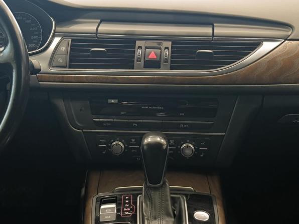 Audi A6 IV (C7) Рестайлинг с пробегом 2015 года, цена 1 550 000 рублей, 244890 км, седан, Автокод Объявления