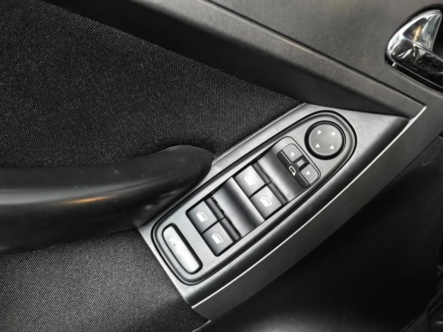 Citroen C4 Picasso I Москва  - изображение 20