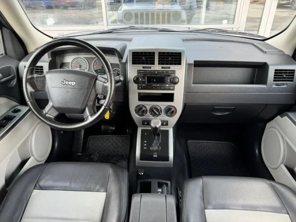 Jeep Liberty (Patriot) с пробегом 2007 года, цена 850 000 рублей, 200592 км, внедорожник, Автокод Объявления