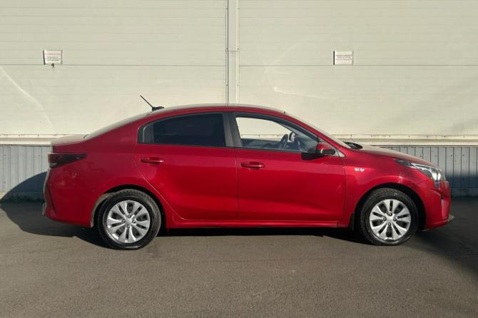 Kia Rio IV Рестайлинг с пробегом 2020 года, цена 1 175 000 рублей, 143173 км, седан, Автокод Объявления