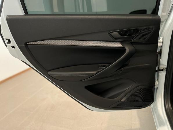 Lada (ВАЗ) Vesta I Рестайлинг (NG) с пробегом 2024 года, цена 1 080 000 рублей, 48932 км, седан, Автокод Объявления