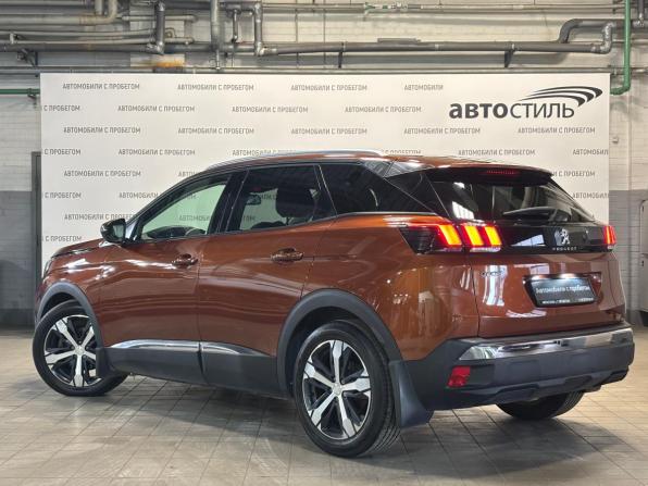 Peugeot 3008 II с пробегом 2017 года, цена 1 599 000 рублей, 162000 км, внедорожник, Автокод Объявления