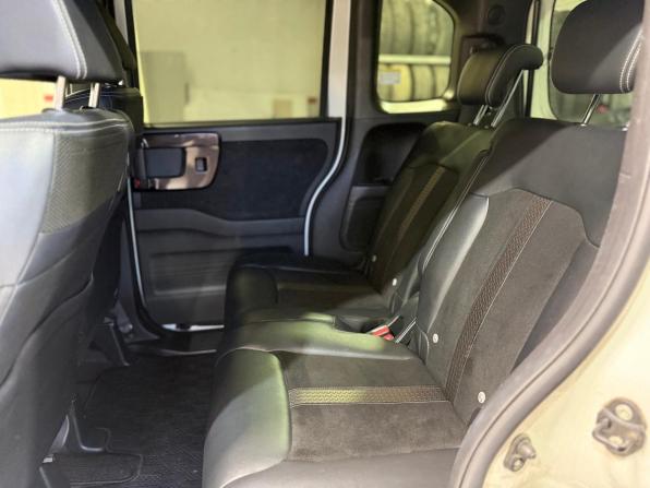 Honda N-BOX II с пробегом 2018 года, цена 1 119 000 рублей, 101809 км, минивэн, Автокод Объявления