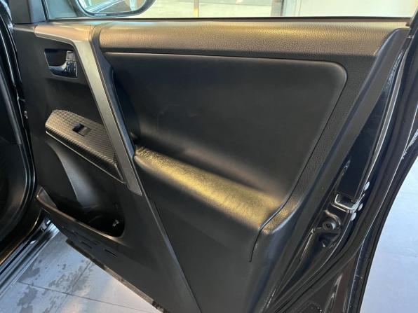 Toyota RAV4 IV (XA40) с пробегом 2015 года, цена 1 900 000 рублей, 240886 км, внедорожник, Автокод Объявления
