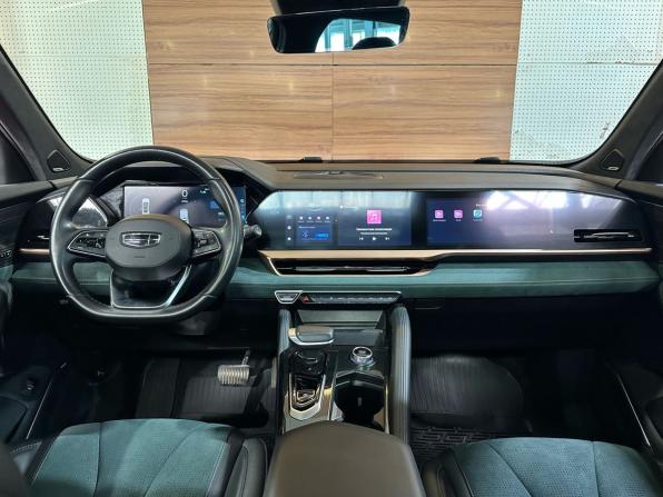 Geely Monjaro I с пробегом 2023 года, цена 2 999 990 рублей, 47745 км, внедорожник, Автокод Объявления