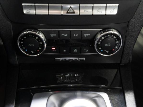 Mercedes-Benz C-Класс III (W204) Рестайлинг с пробегом 2012 года, цена 1 487 000 рублей, 117013 км, седан, Автокод Объявления