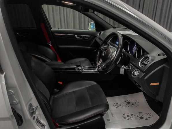 Mercedes-Benz C-Класс III (W204) Рестайлинг с пробегом 2013 года, цена 1 180 000 рублей, 135000 км, универсал, Автокод Объявления