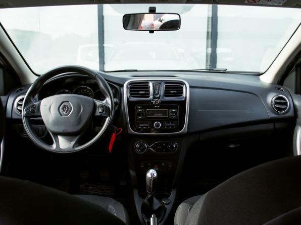 Renault Sandero II с пробегом 2017 года, цена 1 099 000 рублей, 44421 км, хэтчбек, Автокод Объявления
