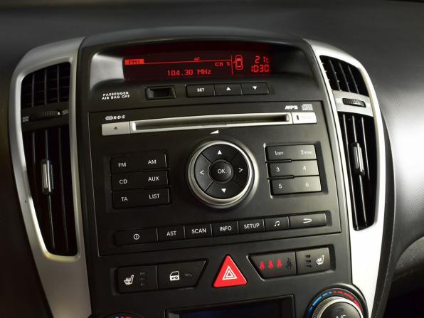 Kia Ceed I Рестайлинг с пробегом 2012 года, цена 649 999 рублей, 144792 км, хэтчбек, Автокод Объявления