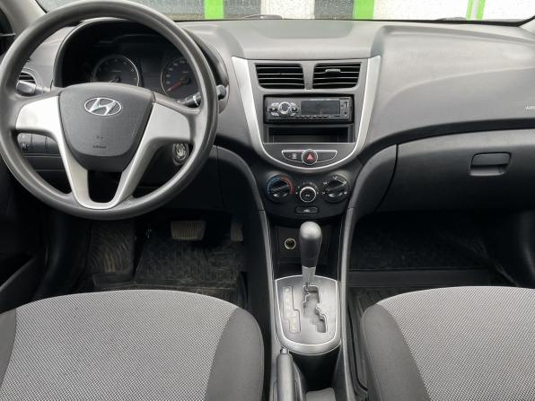 Hyundai Solaris I с пробегом 2013 года, цена 649 000 рублей, 227024 км, седан, Автокод Объявления