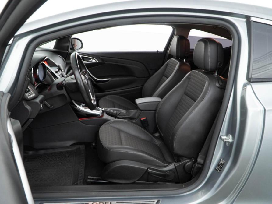 Opel Astra J Рестайлинг Москва  - изображение 10