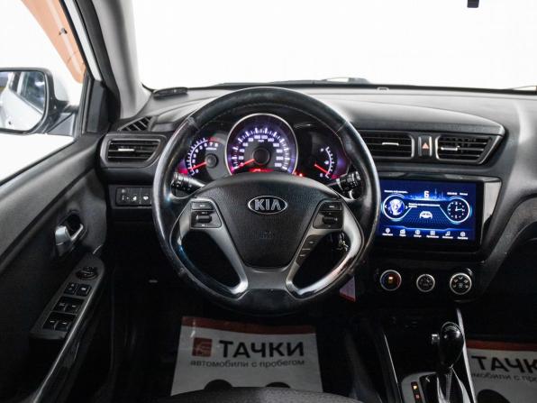 Kia Rio III Рестайлинг с пробегом 2015 года, цена 900 000 рублей, 131042 км, седан, Автокод Объявления