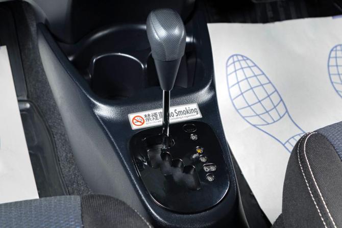 Toyota Vitz III (XP130) Рестайлинг 2 с пробегом 2017 года, цена 1 219 000 рублей, 107297 км, хэтчбек, Автокод Объявления