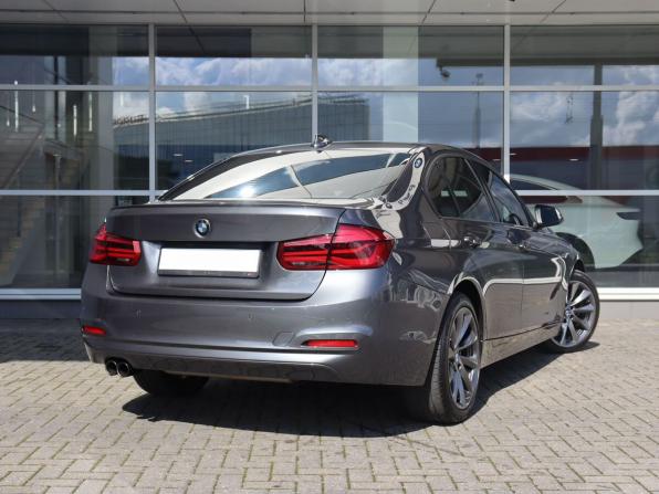 BMW 3 серии VI (F3x) Рестайлинг с пробегом 2018 года, цена 2 990 000 рублей, 67185 км, седан, Автокод Объявления