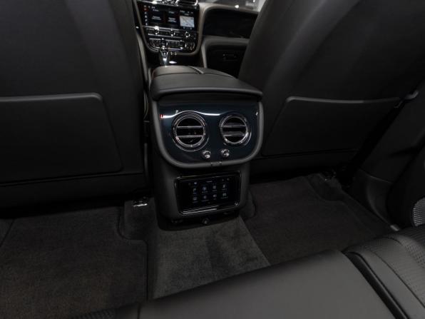 Bentley Bentayga I Рестайлинг с пробегом 2020 года, цена 21 600 000 рублей, 25395 км, внедорожник, Автокод Объявления
