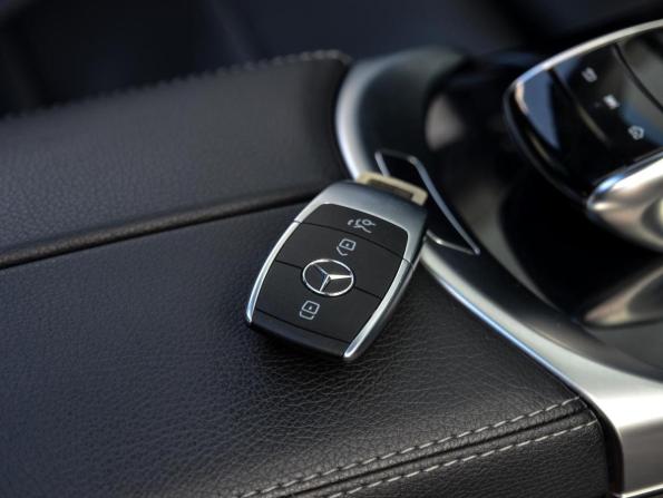Mercedes-Benz C-Класс IV (W205) Рестайлинг с пробегом 2019 года, цена 3 440 000 рублей, 35319 км, седан, Автокод Объявления