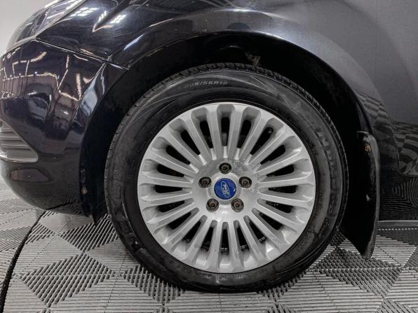 Ford Focus II Рестайлинг с пробегом 2011 года, цена 733 000 рублей, 123700 км, седан, Автокод Объявления