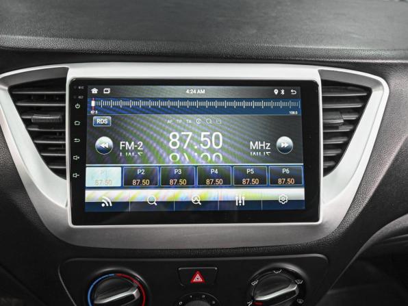 Hyundai Solaris II с пробегом 2018 года, цена 1 250 111 рублей, 268385 км, седан, Автокод Объявления