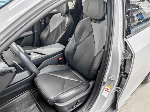 Changan UNI-V I с пробегом 2023 года, цена 2 170 000 рублей, 40444 км, лифтбек, Автокод Объявления
