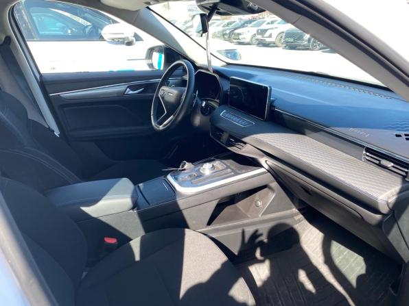 Haval Jolion I Рестайлинг с пробегом 2024 года, цена 2 210 000 рублей, 14553 км, внедорожник, Автокод Объявления