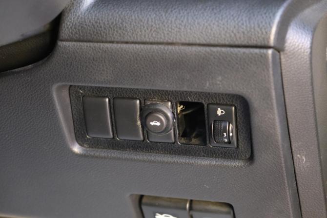 Nissan Serena III (C25) с пробегом 2006 года, цена 999 000 рублей, 182300 км, минивэн, Автокод Объявления