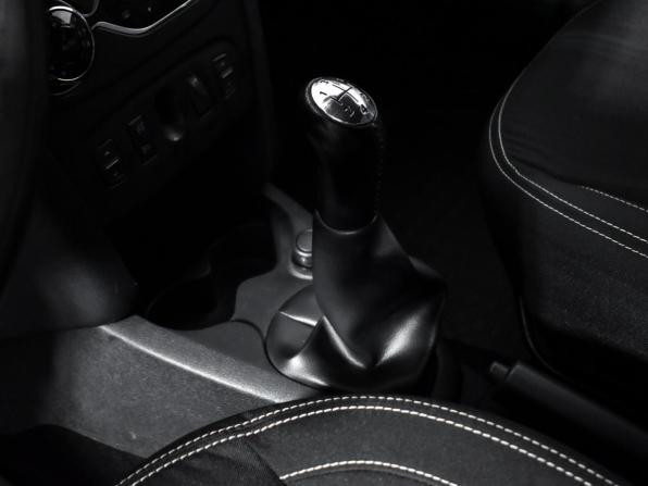 Renault Logan II с пробегом 2014 года, цена 520 000 рублей, 219184 км, седан, Автокод Объявления