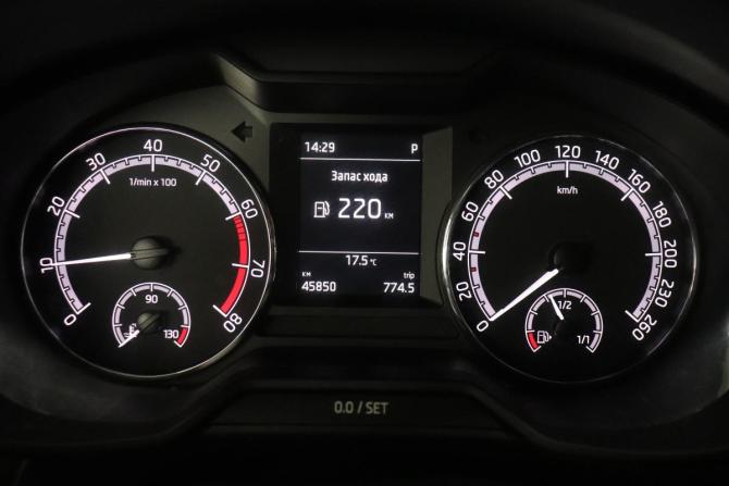 Skoda Octavia III (A7) Рестайлинг с пробегом 2018 года, цена 1 754 000 рублей, 45850 км, лифтбек, Автокод Объявления