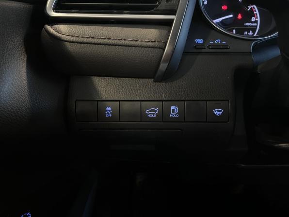 Toyota Camry VIII (XV70) с пробегом 2020 года, цена 2 760 000 рублей, 83291 км, седан, Автокод Объявления