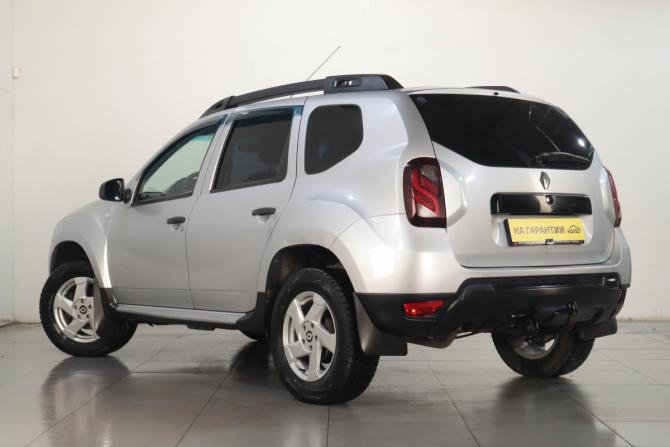 Renault Duster I Рестайлинг с пробегом 2018 года, цена 1 129 000 рублей, 185000 км, внедорожник, Автокод Объявления
