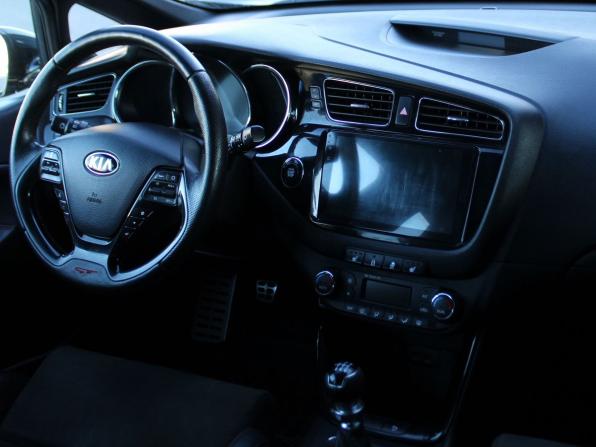 Kia Ceed GT I с пробегом 2015 года, цена 1 199 000 рублей, 139710 км, хэтчбек, Автокод Объявления