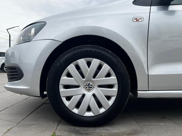 Volkswagen Polo V с пробегом 2015 года, цена 861 000 рублей, 174045 км, седан, Автокод Объявления
