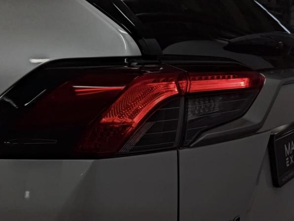 Toyota RAV4 V (XA50) с пробегом 2021 года, цена 3 350 000 рублей, 62472 км, внедорожник, Автокод Объявления
