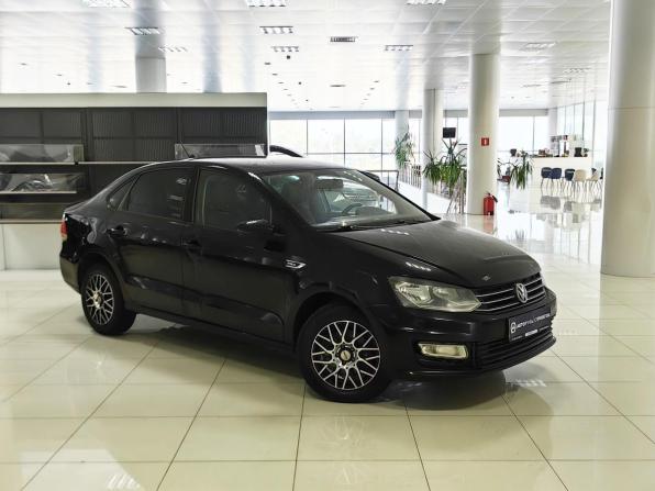 Volkswagen Polo V Рестайлинг с пробегом 2018 года, цена 759 000 рублей, 212000 км, седан, Автокод Объявления