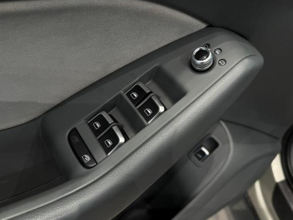 Audi Q5 I (8R) Рестайлинг с пробегом 2014 года, цена 1 950 000 рублей, 247005 км, внедорожник, Автокод Объявления