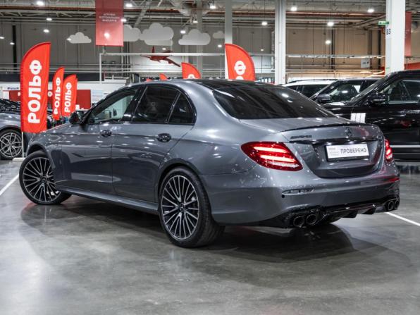 Mercedes-Benz E-Класс AMG V (W213) с пробегом 2017 года, цена 2 999 585 рублей, 211509 км, седан, Автокод Объявления