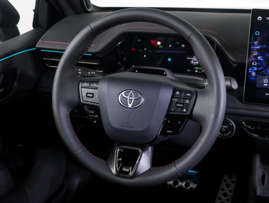 Toyota Camry IX (XV80) China Market Москва  - изображение 15