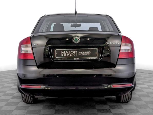 Skoda Octavia II (A5) Рестайлинг с пробегом 2011 года, цена 1 160 000 рублей, 107050 км, лифтбек, Автокод Объявления