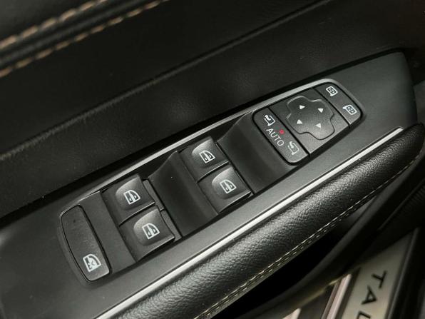 Renault Talisman I с пробегом 2018 года, цена 1 790 000 рублей, 116827 км, универсал, Автокод Объявления