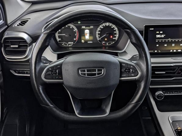Geely Coolray I с пробегом 2022 года, цена 1 550 000 рублей, 81547 км, внедорожник, Автокод Объявления