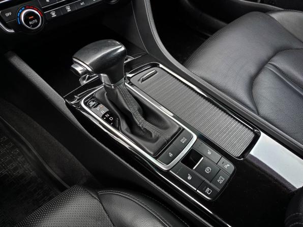 Kia Optima IV Рестайлинг с пробегом 2019 года, цена 2 279 000 рублей, 98520 км, седан, Автокод Объявления