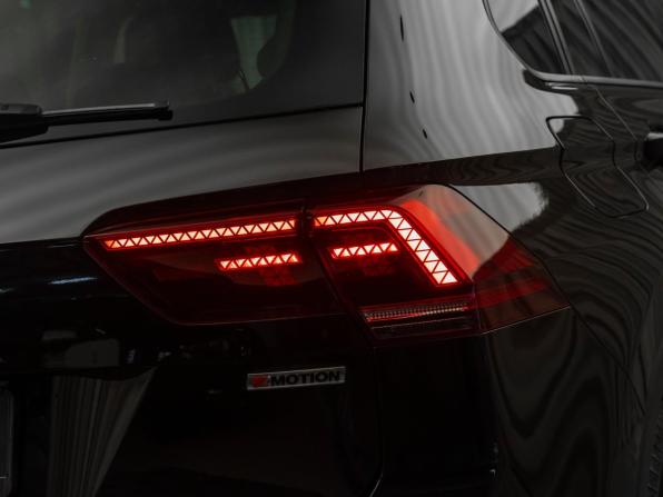 Volkswagen Tiguan II с пробегом 2020 года, цена 2 990 000 рублей, 83936 км, внедорожник, Автокод Объявления