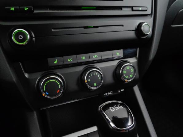 Skoda Octavia III (A7) с пробегом 2014 года, цена 1 050 000 рублей, 153124 км, лифтбек, Автокод Объявления