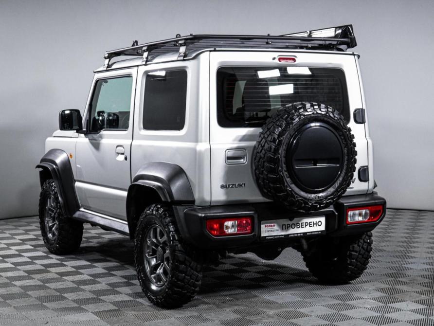 Suzuki Jimny IV Москва  - изображение 8