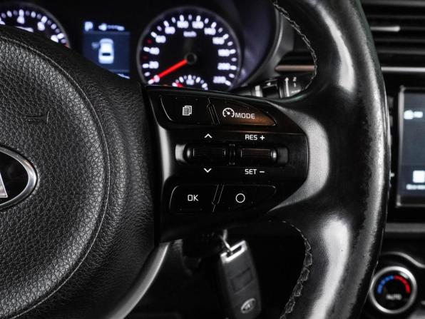 Kia Rio IV с пробегом 2018 года, цена 1 335 000 рублей, 122741 км, седан, Автокод Объявления