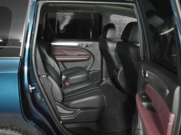 GAC Trumpchi M6 Pro с пробегом 2023 года, цена 3 170 000 рублей, 2480 км, минивэн, Автокод Объявления