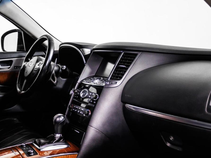Infiniti QX70 Москва  - изображение 9