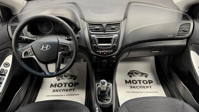 Hyundai Solaris I Рестайлинг с пробегом 2015 года, цена 699 500 рублей, 199489 км, седан, Автокод Объявления