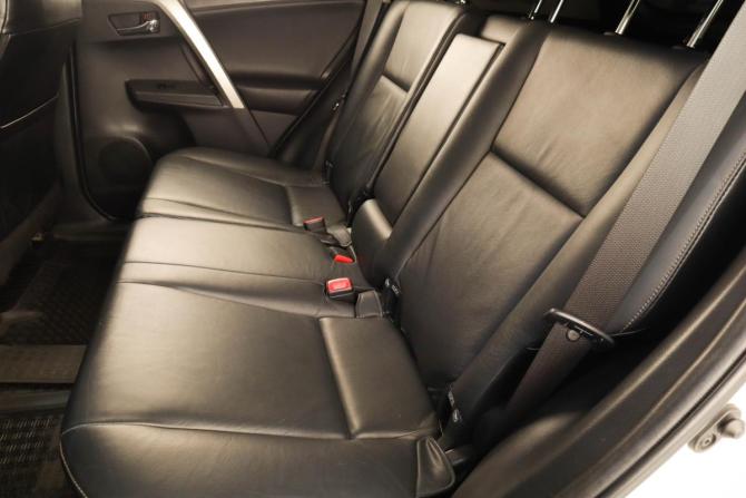 Toyota RAV4 IV (XA40) с пробегом 2013 года, цена 2 069 000 рублей, 155000 км, внедорожник, Автокод Объявления