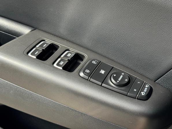 Kia Sportage IV Рестайлинг с пробегом 2020 года, цена 2 390 000 рублей, 126000 км, внедорожник, Автокод Объявления