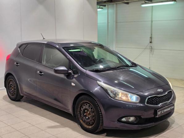 Kia Ceed II с пробегом 2012 года, цена 800 000 рублей, 229948 км, хэтчбек, Автокод Объявления